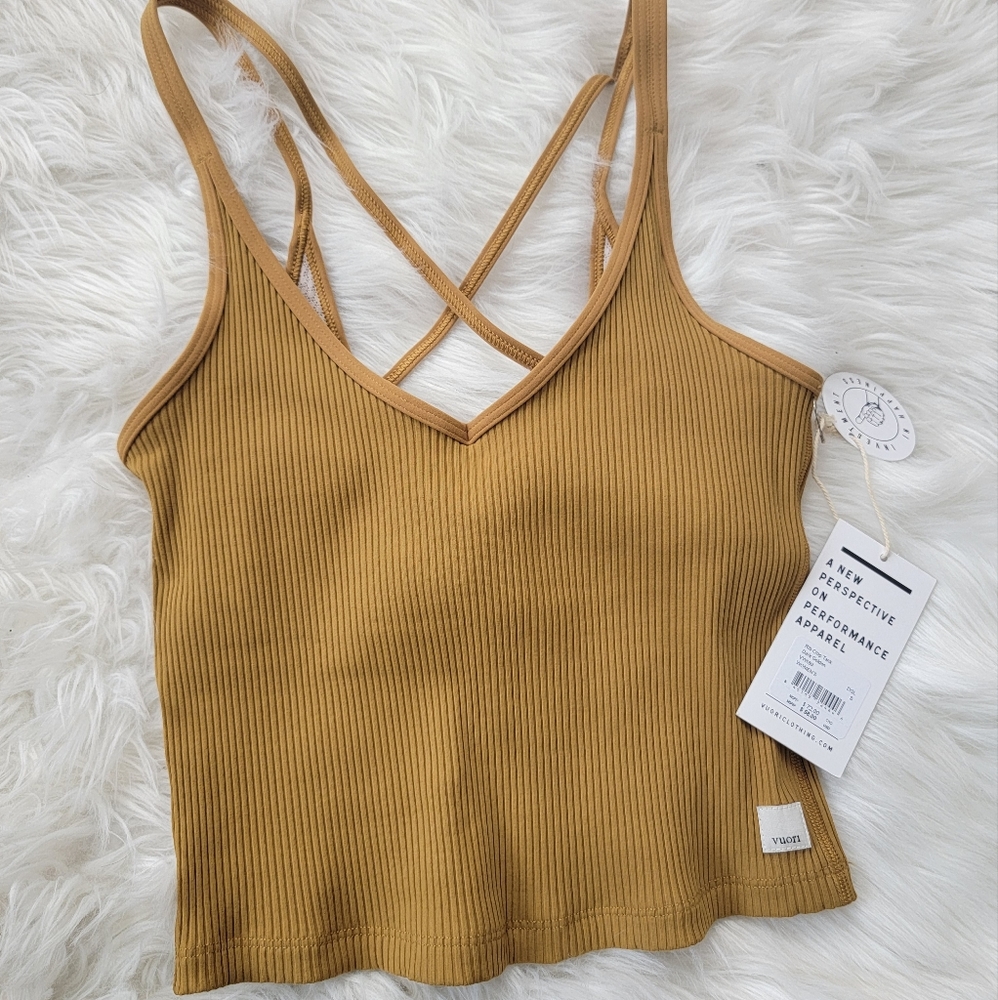 NWT vuori ribbed crop tank size small